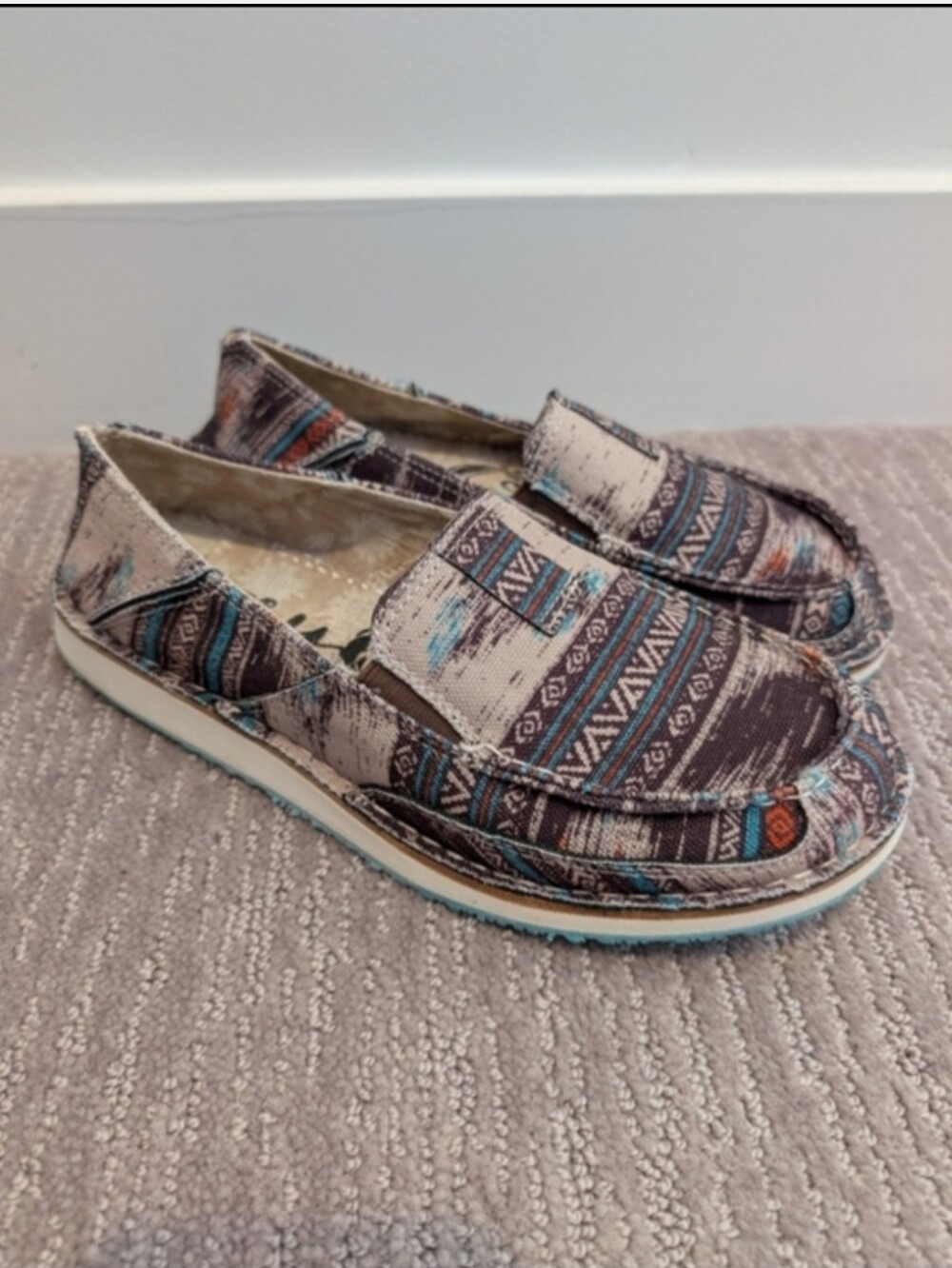 Women's Very G (Annie) Brown Southwest Patterned Slip-on Shoes